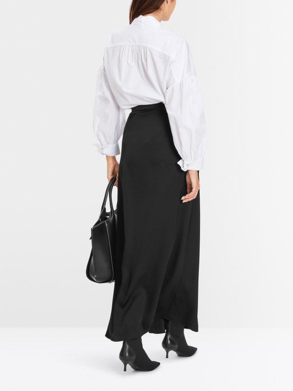 Pencil skirt with stretch