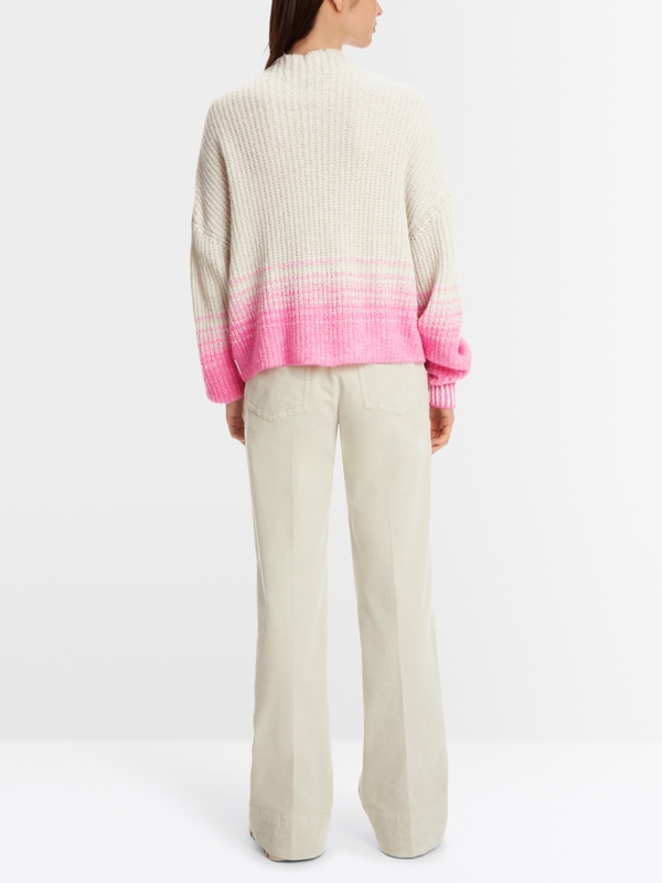 Oversized-Pullover Knitted in Germany