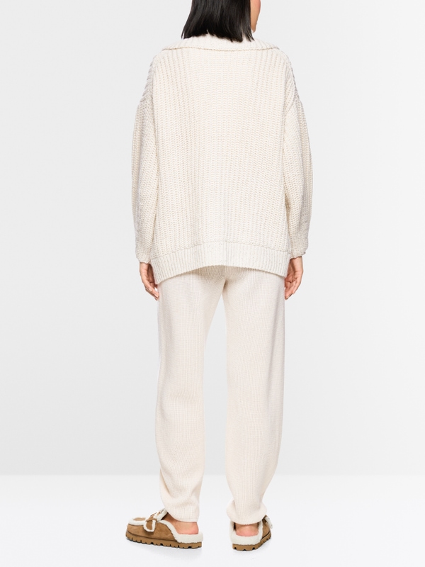 Cardigan Knitted in Germany