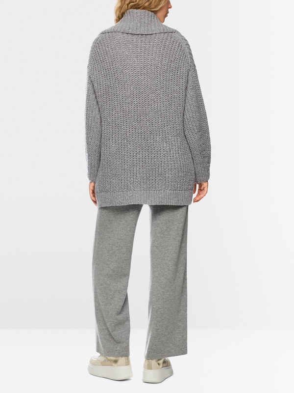 Cardigan Tricoté en Allemagne