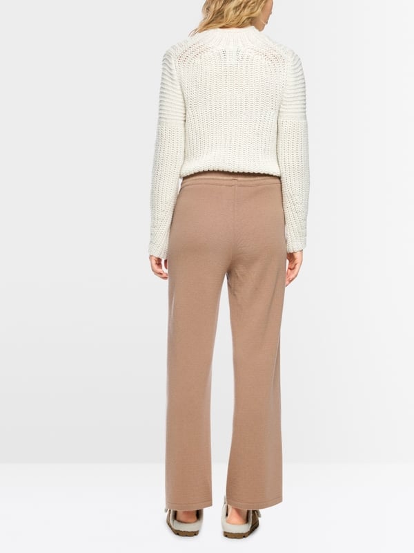 Pantalon large Knitted in Germany