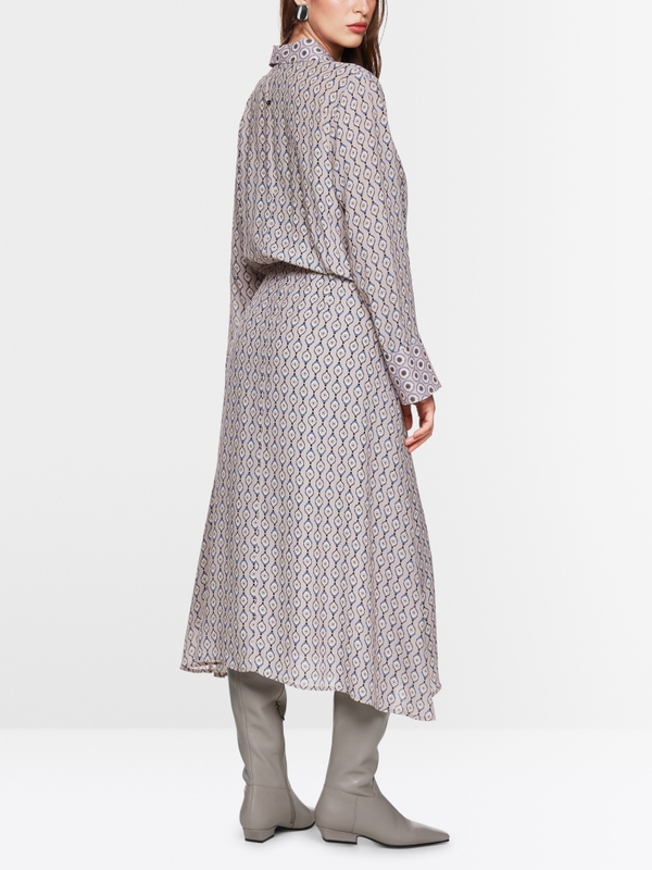 Langes Blusenkleid