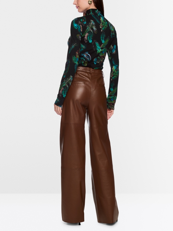 Stretch-Shirt mit Federn-Print