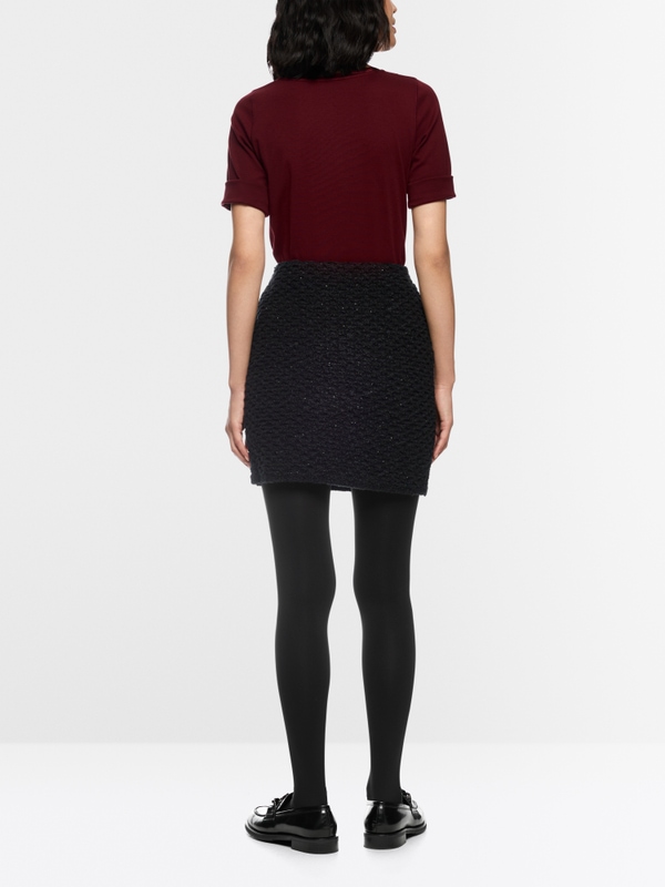 Knitted in Germany figure-hugging skirt