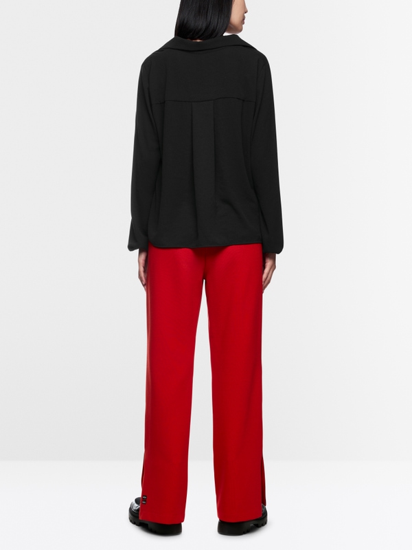 Flowing tunic blouse with collar