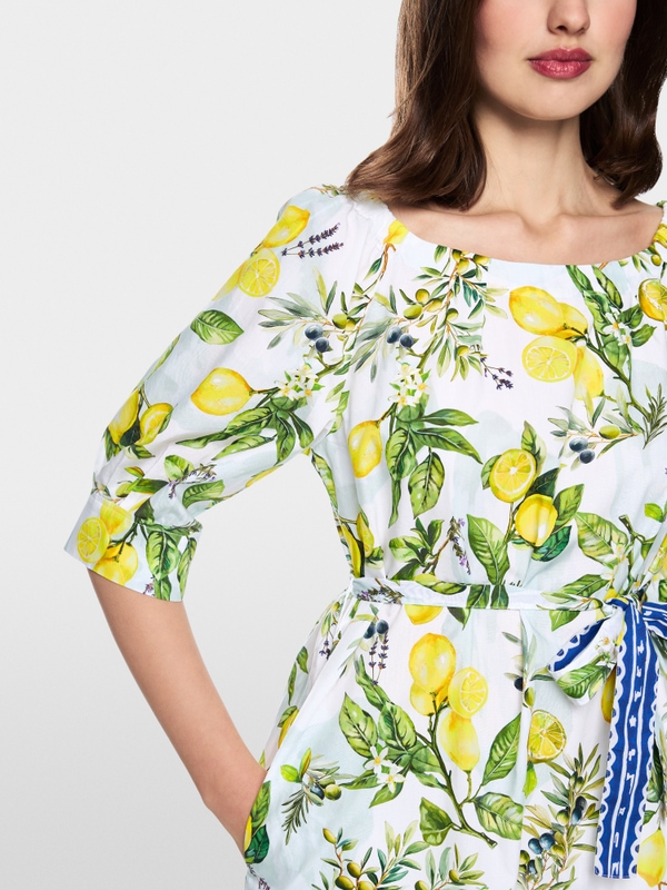 Print dress with Carmen neckline