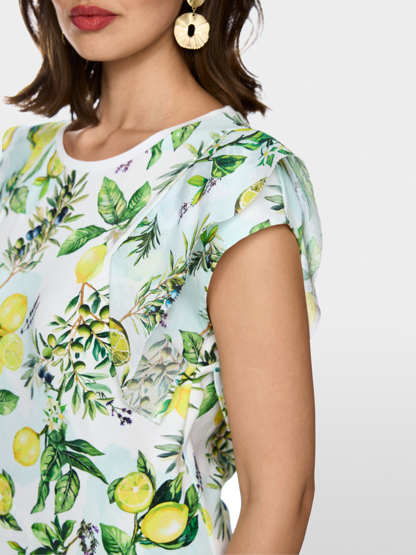 Feminine shirt with lemon print