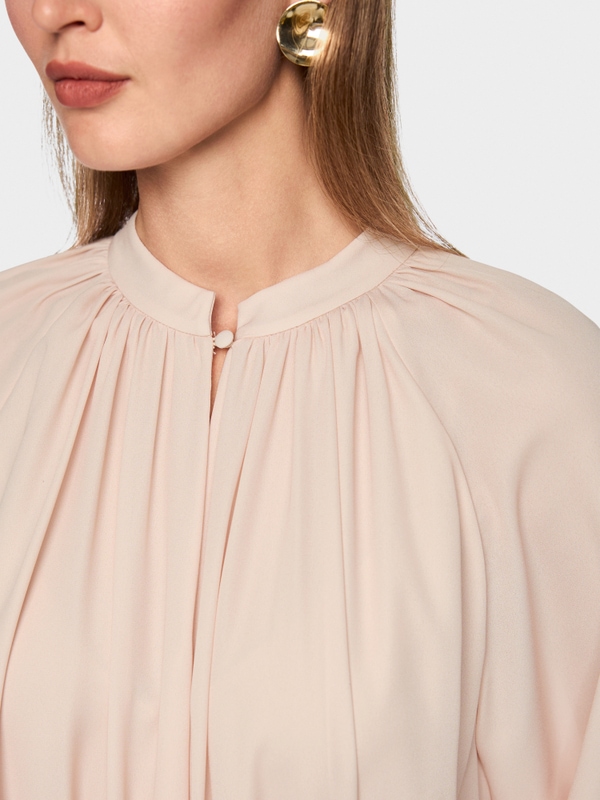 Pleated midi dress with floral print