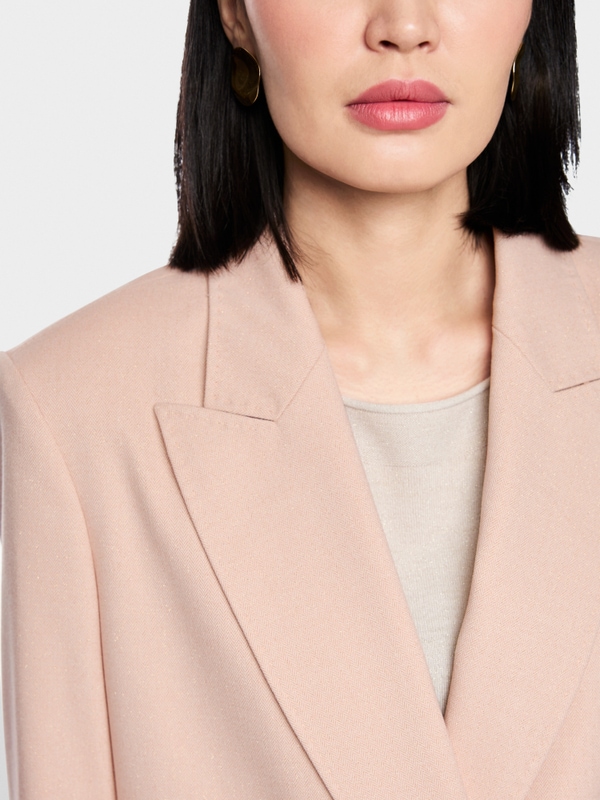 Blazer in a casual boyfriend style