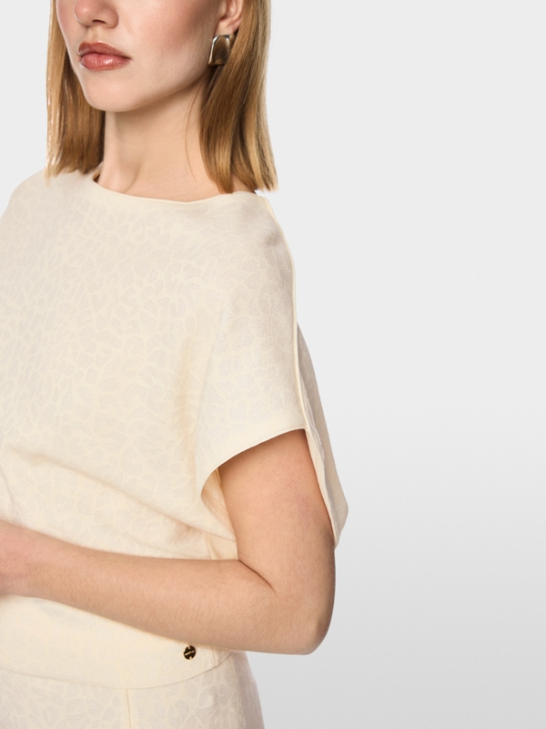 ‘Knitted in Germany’ fine-knit sweater