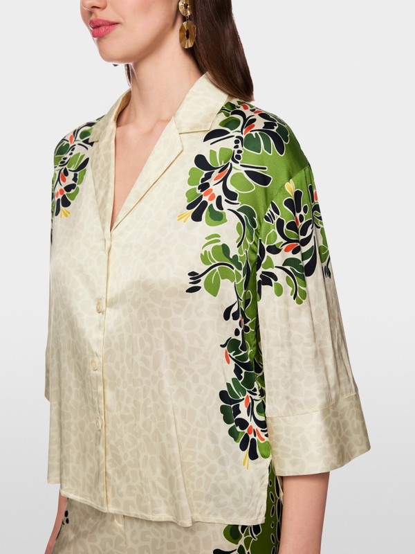 Blouse with leopard hibiscus print