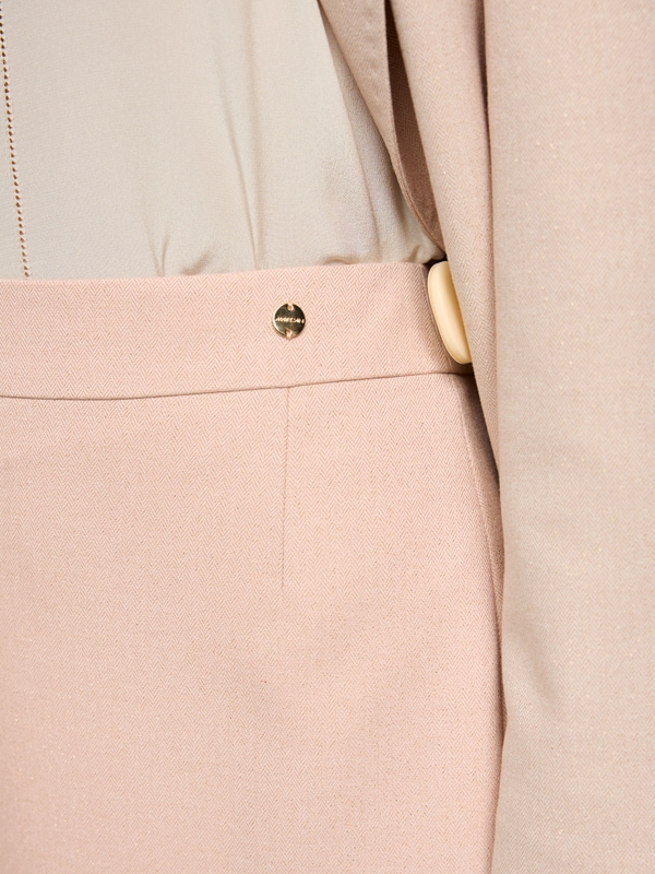 Midi skirt with voluminous hem