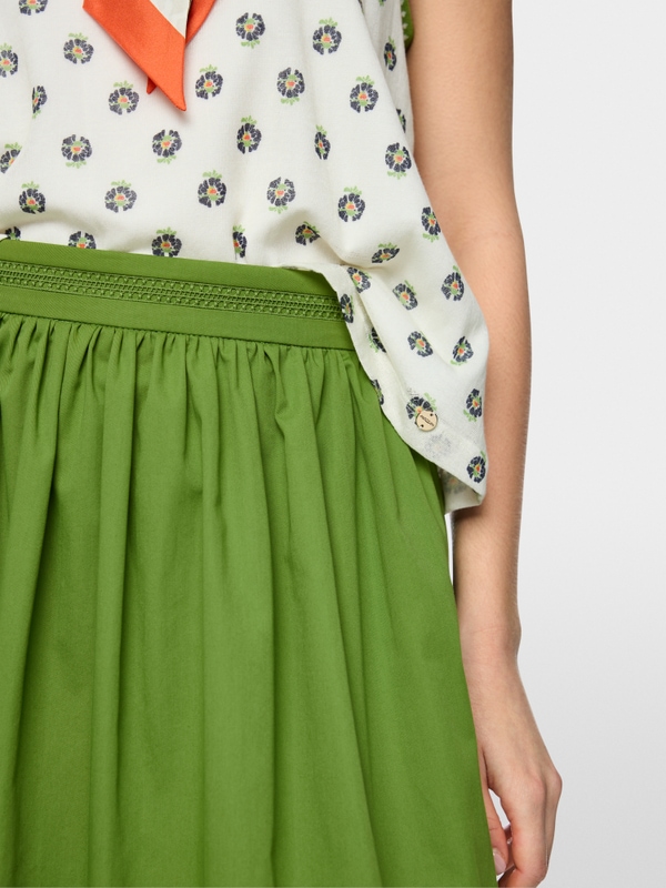 Flared maxi skirt with lace