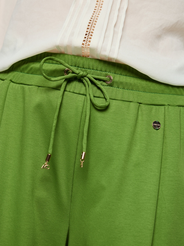 WEDI pull-on hibiscus flower trousers