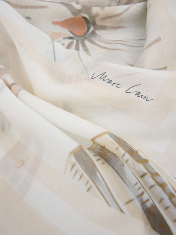 Large scarf with shell print