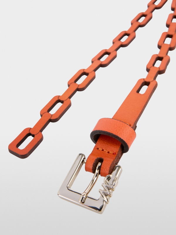 Leather belt in chain-link look