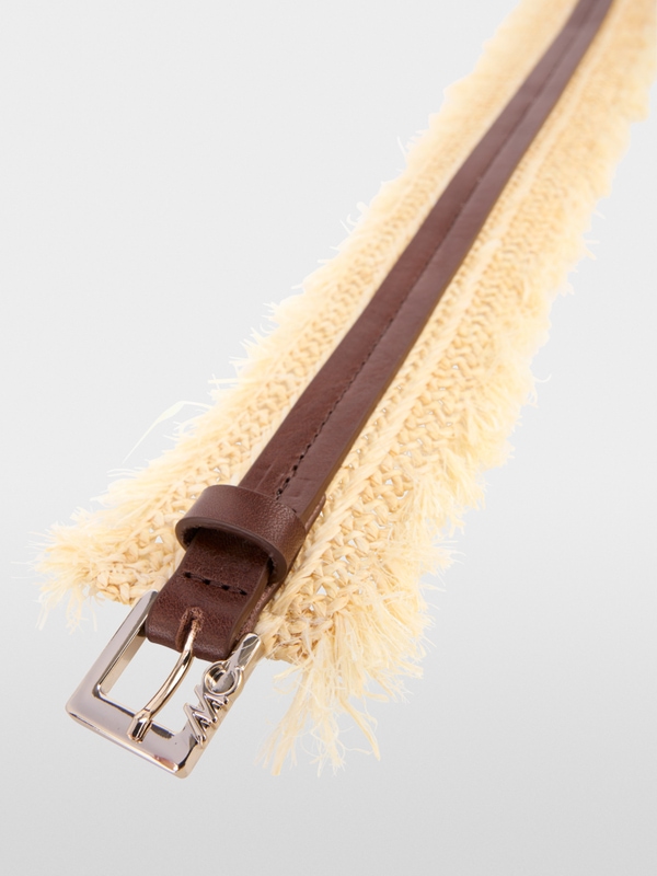 Unique waist belt with raffia