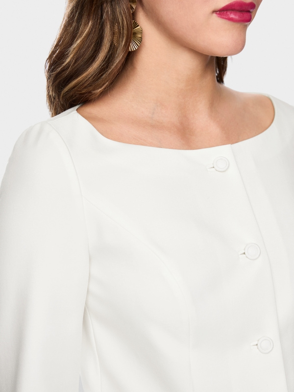 Elegant jacket with cinched waist