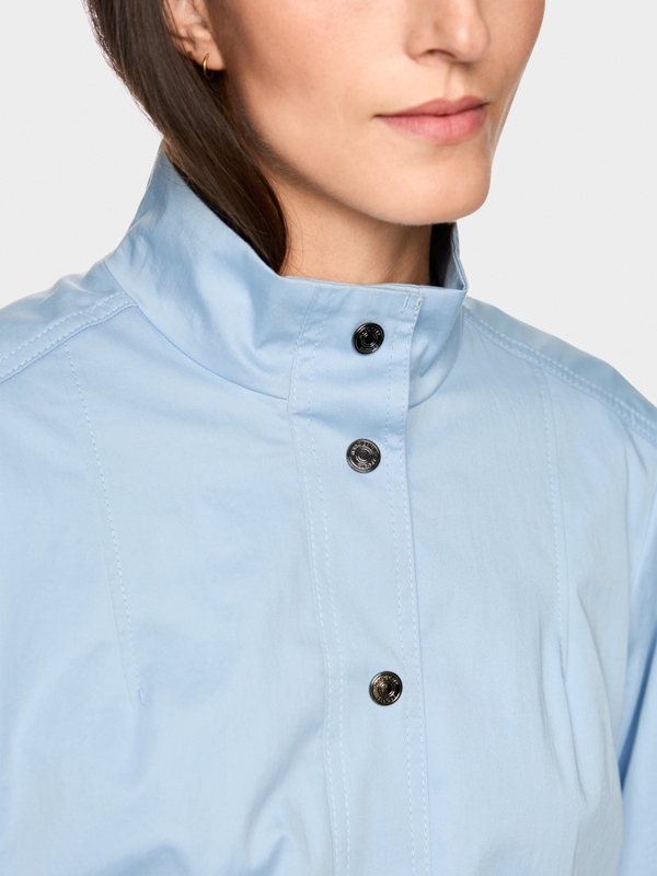 Short cotton jacket with mesh lining