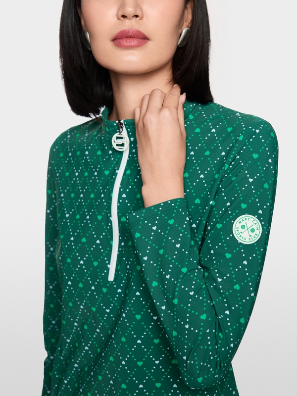 Lightweight shirt with heart print