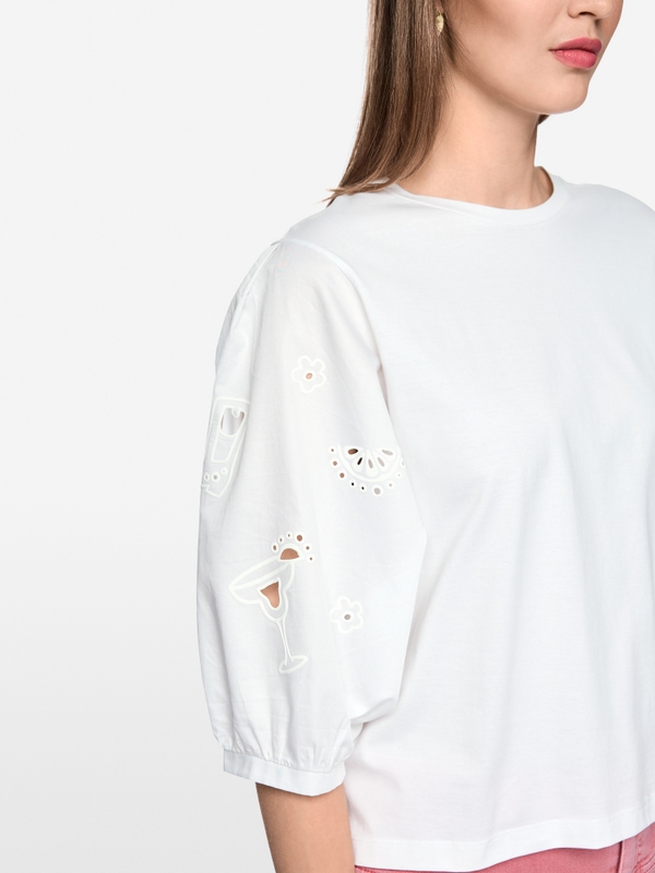 Shirt with 3/4 balloon sleeves
