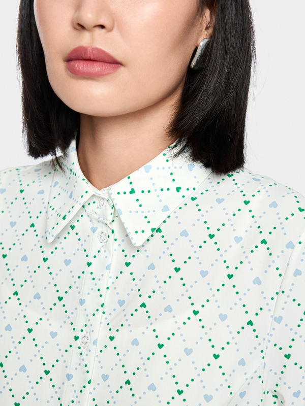 Stretch blouse with heart print