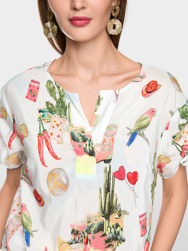 Blouse shirt with gathered details
