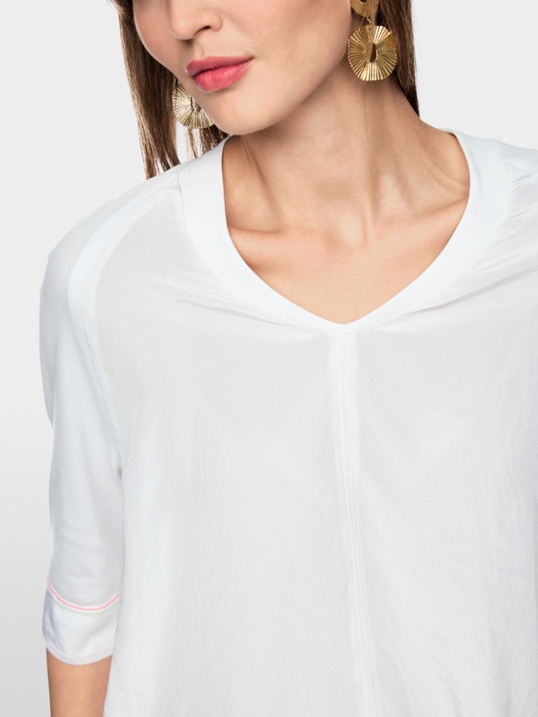 Blouse shirt with 3/4 raglan sleeves
