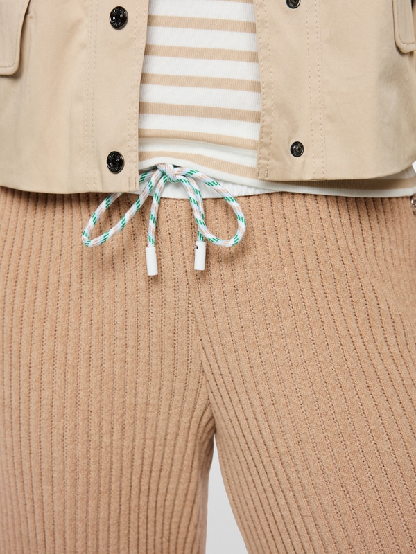 ‘Knitted in Germany’ WELKOM trousers