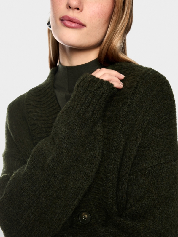 ‘Knitted in Germany’ chunky-knit coat