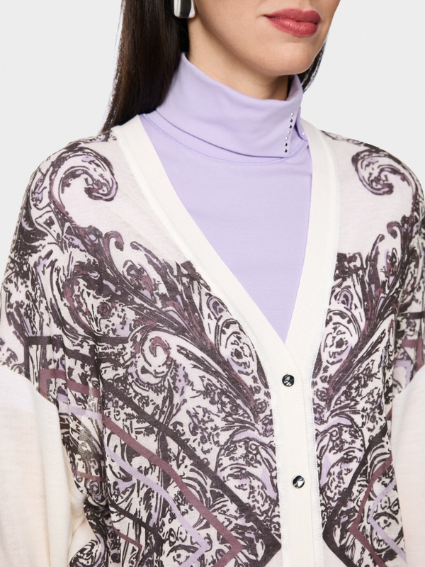 Cardigan tricoté en Allemagne