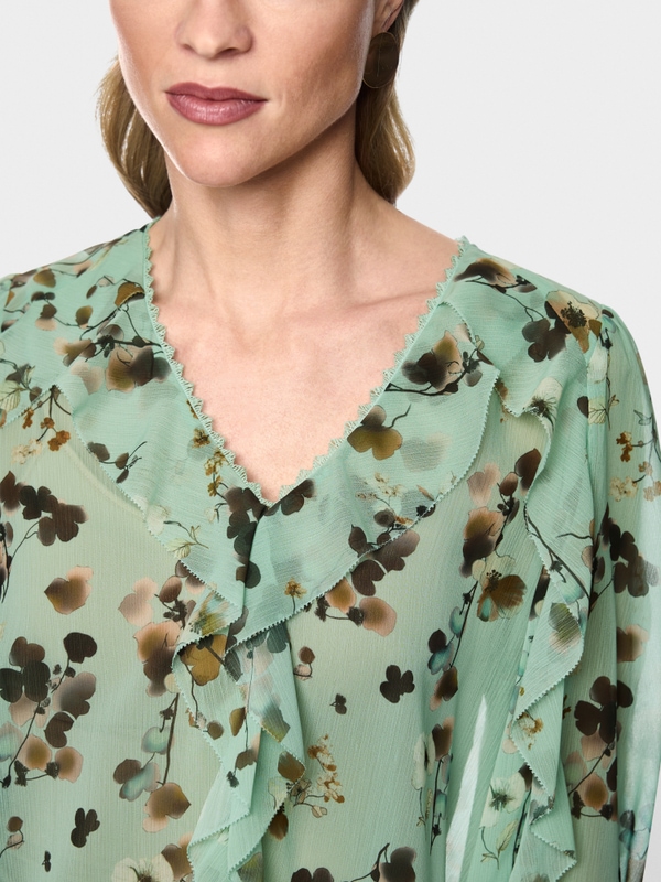Blouse à fleurs avec volants