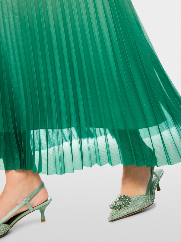 Pleated skirt with colour gradient