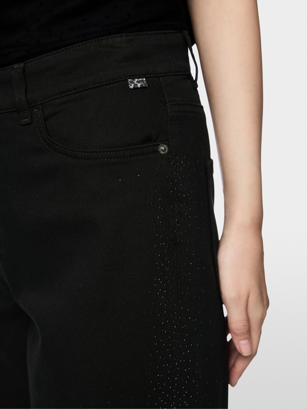 WARRI wide fit and high waist jeans
