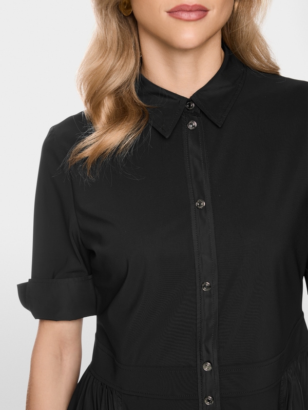 Robe mi-longue en tissu extensible