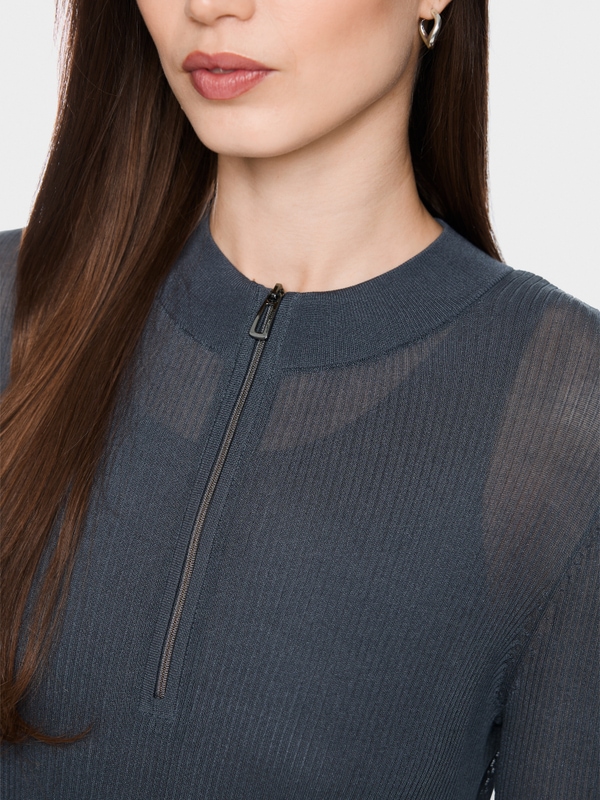 Robe en maille côtelée