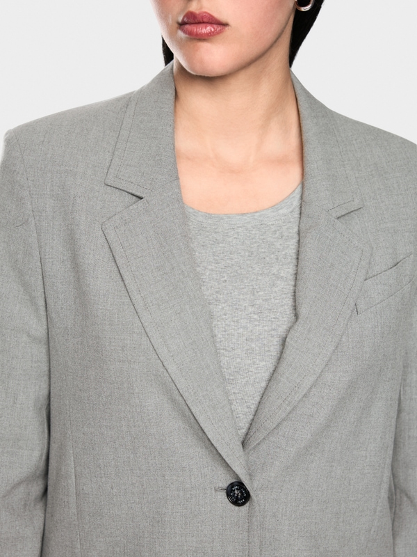 Blazer with patterned lining