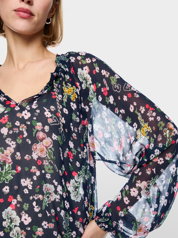 Viscose blouse with floral print