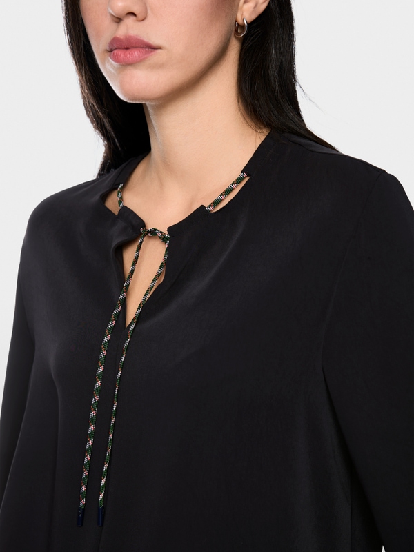 Long-sleeve blouse with drawstring