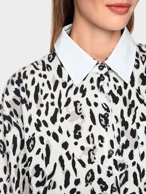 Cotton blouse with leopard print
