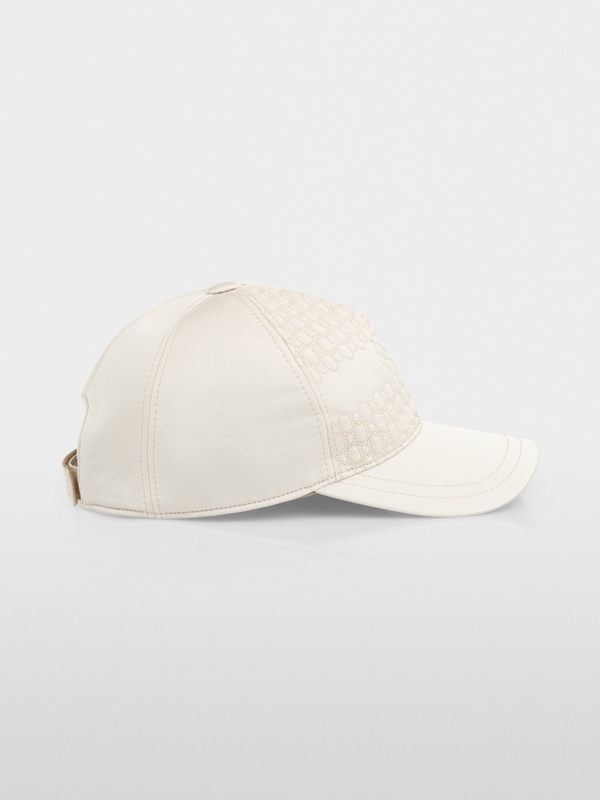 Casquette à visière avec surpiqûres