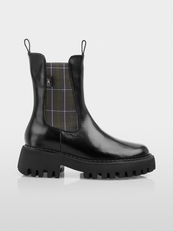 Calfskin Chelsea boots