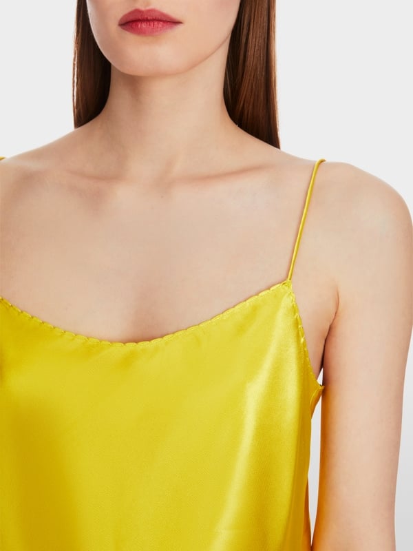 Glänzendes Top
