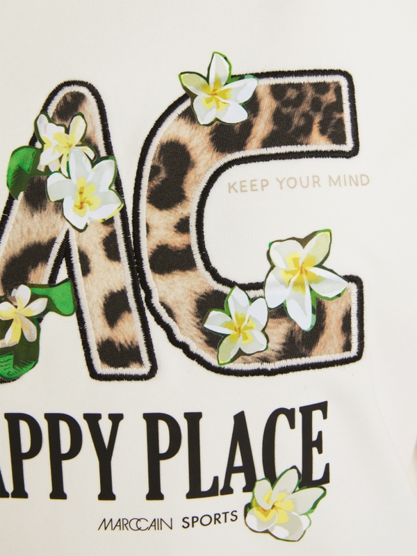 T-shirt with front motif
