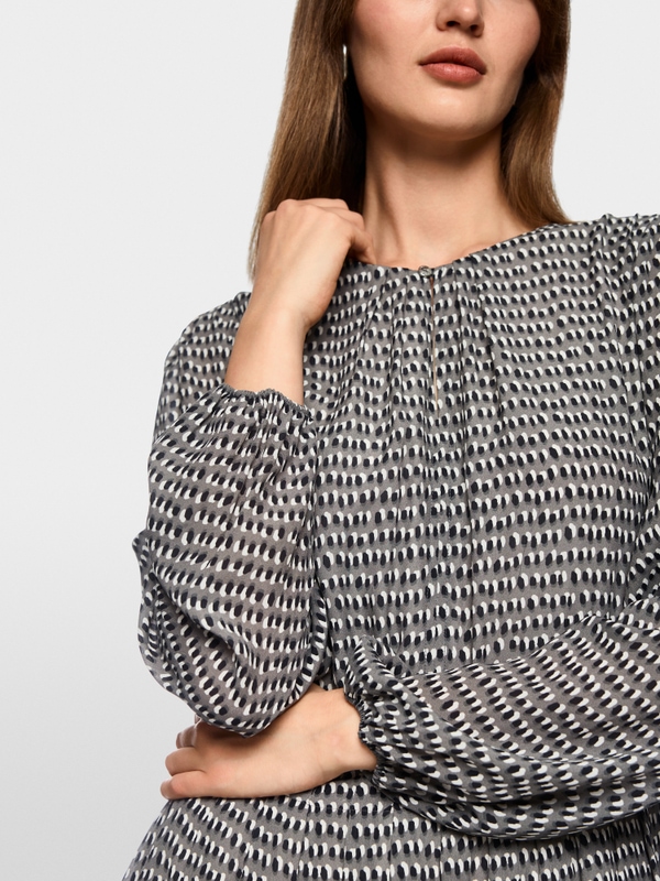 Robe en viscose mi-longue froncée
