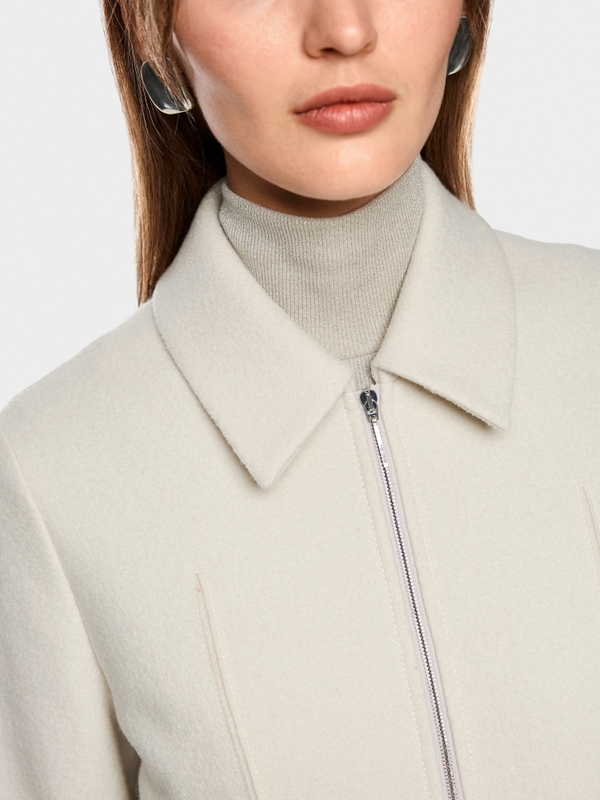 Veste en laine vierge Knitted in Germany