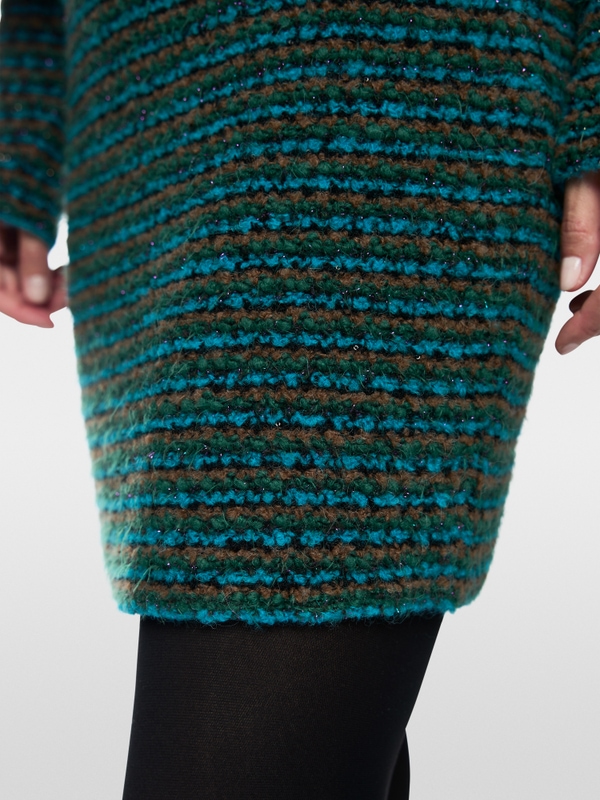 Knitted in Germany Rock mit Lurex