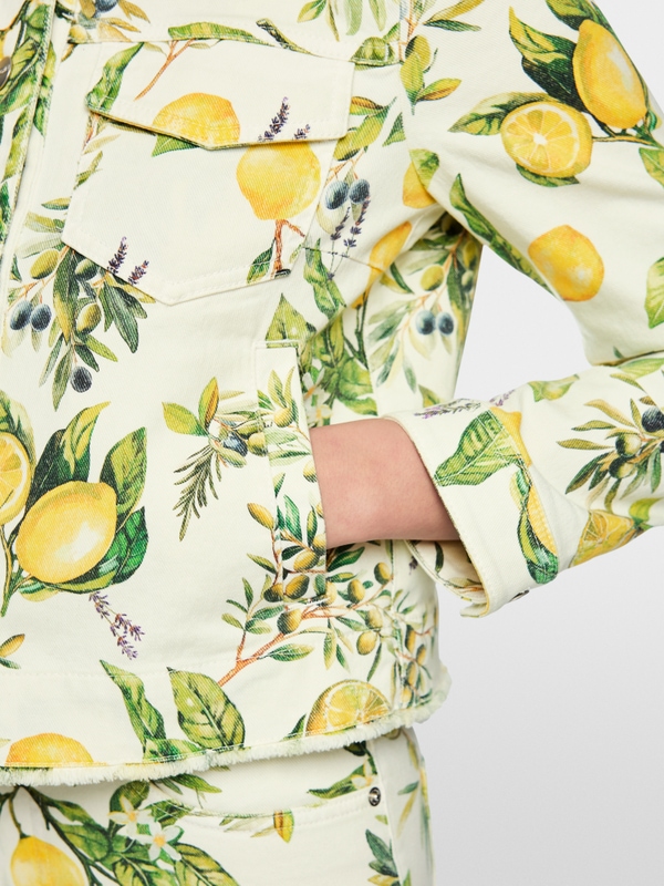 Veste en jean imprimé citrons