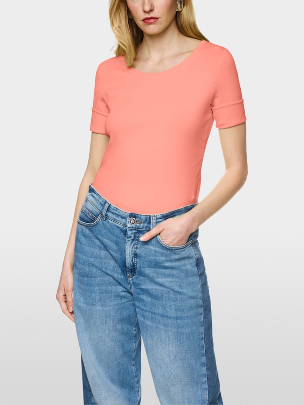 Slim-fit T-shirt with 3/4 sleeves