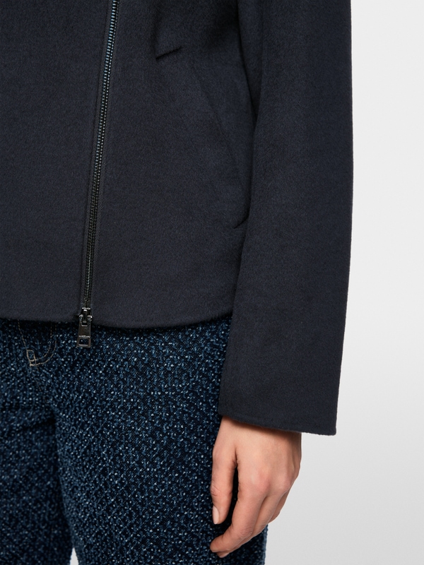 Élégant cardigan en laine style motard